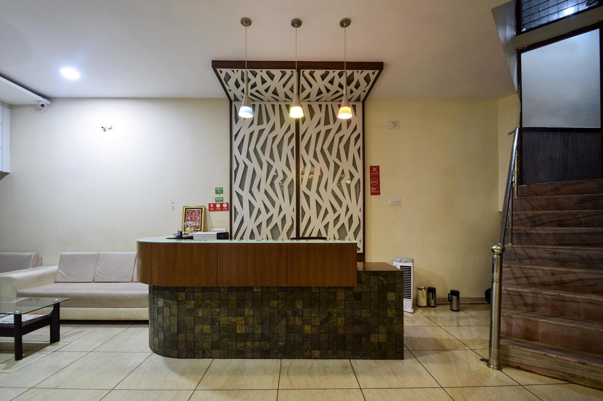 Collection O Royal Icon Hotel Udaipur Exterior photo