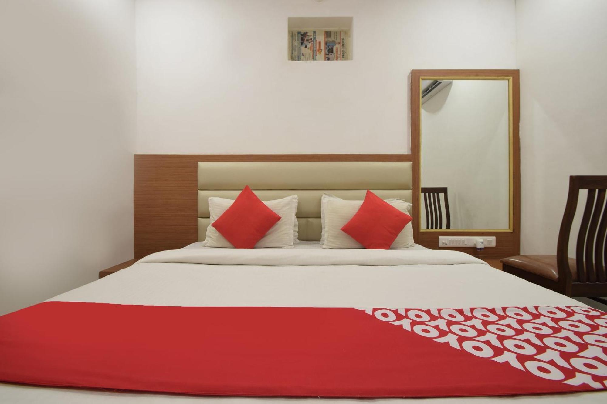 Collection O Royal Icon Hotel Udaipur Exterior photo